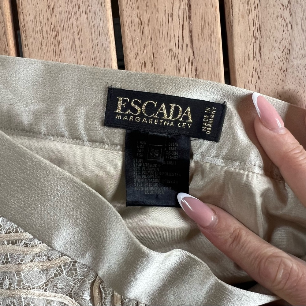 Vintage Escada silk pencil skirt size 36